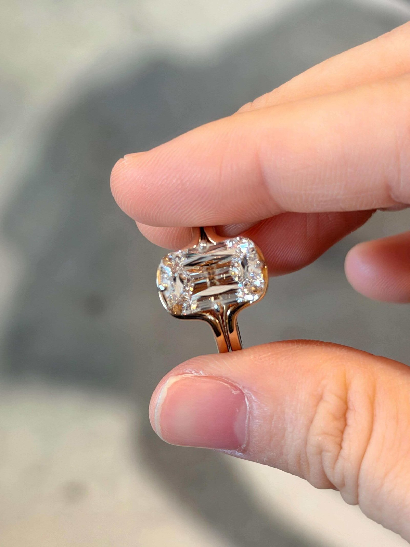 3ab43bb6262dc5fe9a7db31c3d03851e 8.78-Carat Lab-Grown Elongated Emerald-Cut Diamond Ring: E Color, VS1 Clarity in 18K Gold - Image 1