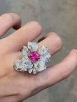 2.44-Carat Cushion-Cut Mahenge Spinel Ring: VS1 Clarity in 14K Gold - Image 2