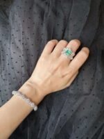 1.58ct Lab-Grown Vivid Green Emerald One-Piece Multi-Layer Two-Tone Gold Ring - Image 3