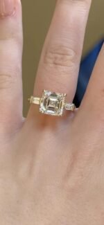 Lab-grown Asscher diamond ring set