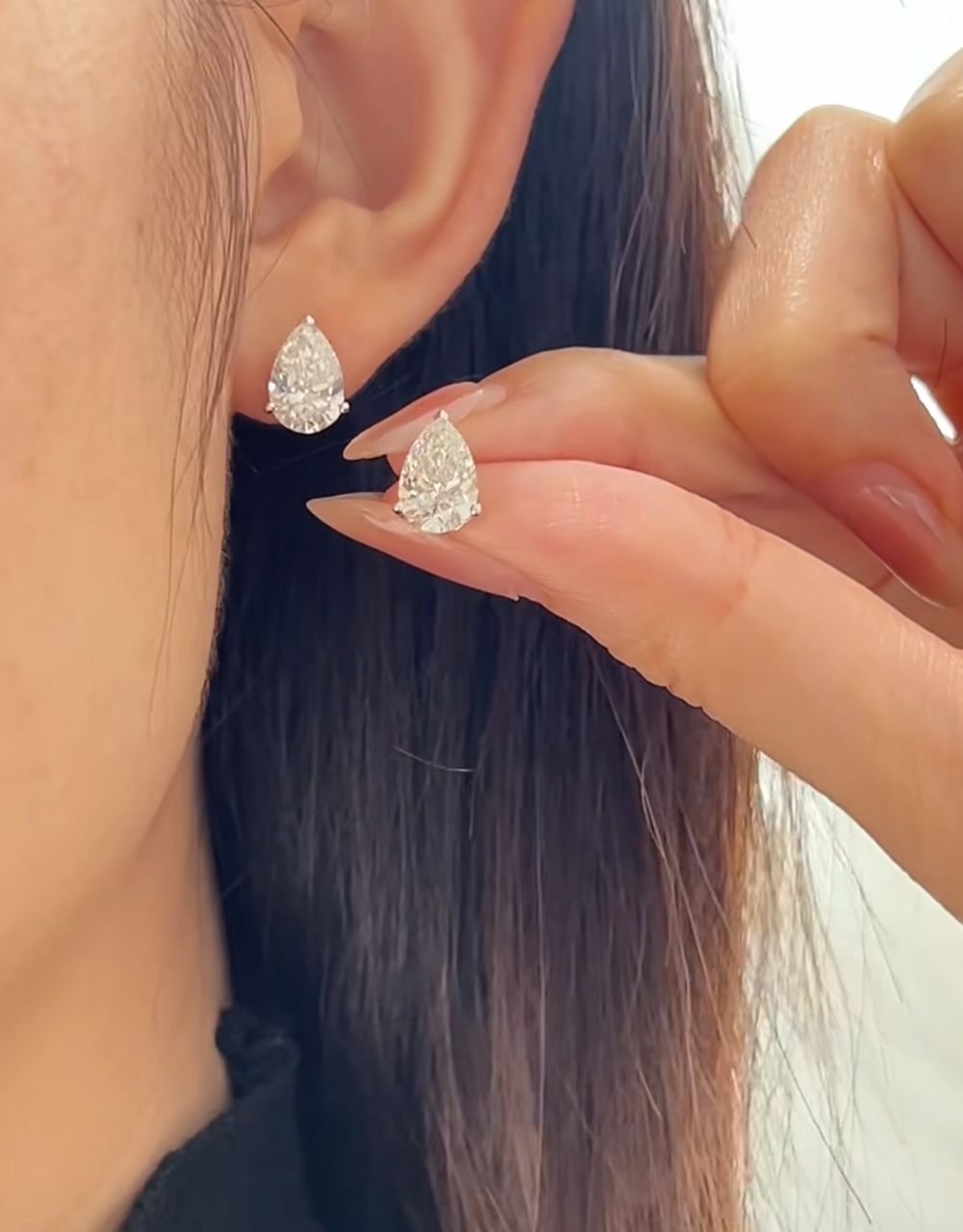 7fe07caa-65ab-4432-a023-ff46a262514d lab grown diamond earrings - Image 1
