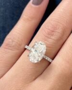 Laboratory-grown diamond ring