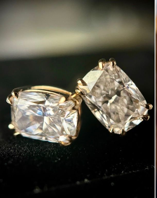 d5ceffd56a5dc483077129f35ac43d00 lab grown diamond earrings - Image 1