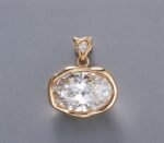 Lab-grown diamond pendant