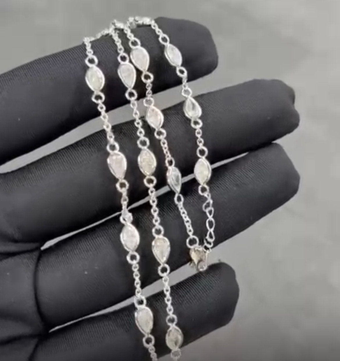 Screenshot Lab-grown diamond bracelet - Image 1