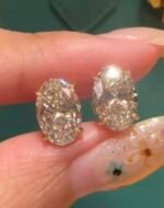 lab grown diamond Earrings and bracelet - Image 2