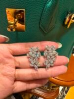 Laboratory-grown diamond earrings and necklace - Image 2