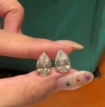 Laboratory-grown diamond tennis bracelets and earrings - Image 2